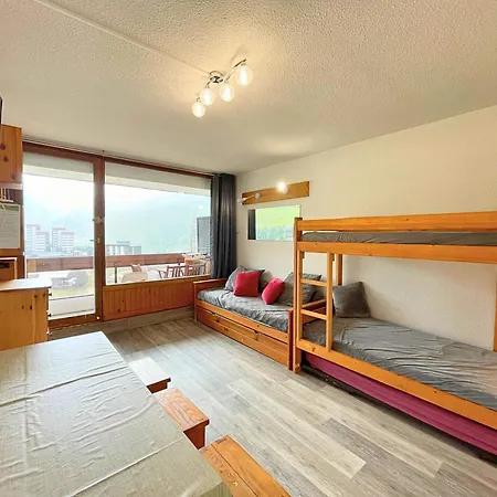 Economique Pour 4 Avec Balcon Expose Sud Aux Menuires, Animaux Admis - Fr-1-452-99 * Saint-Martin-de-Belleville